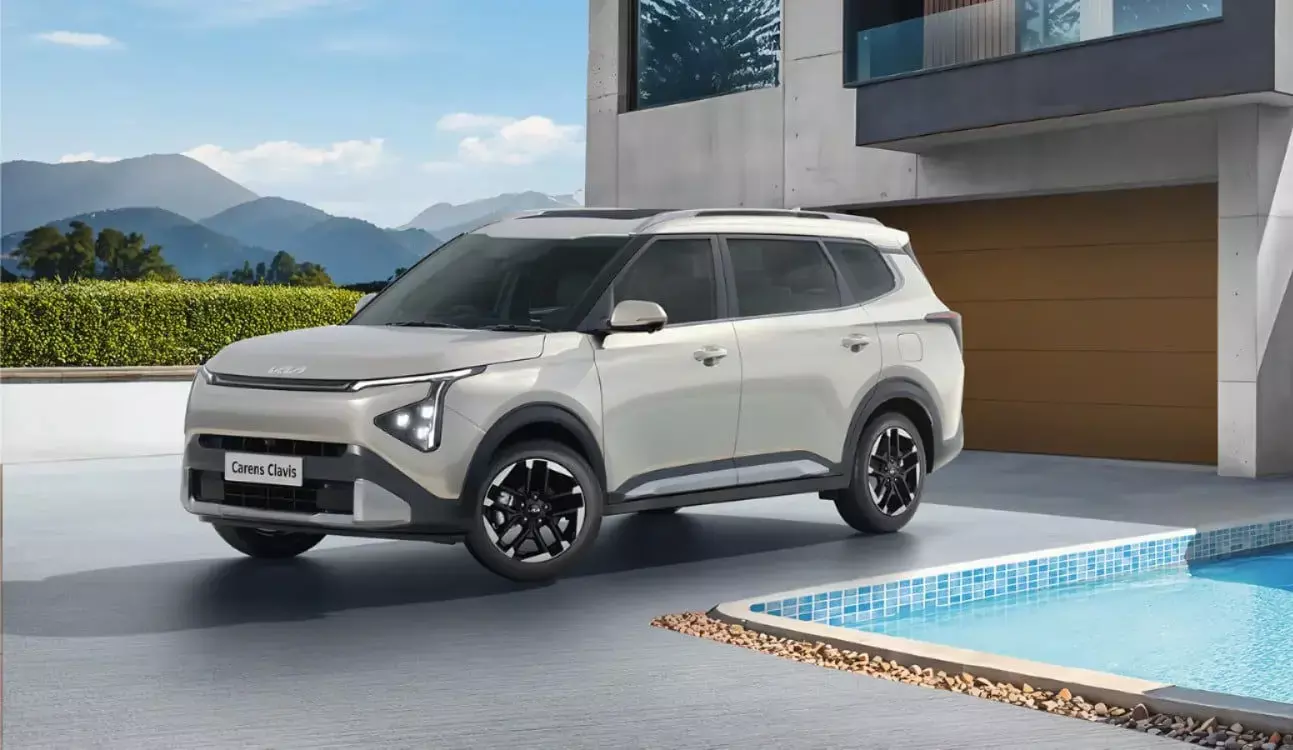 kia-carens-clavis-hte-ex :കിയ കാരൻസ് ക്ലാവിസിന് പുതിയ HTE (EX) വേരിയന്റ്; വില 12.54 ലക്ഷം മുതൽ kia-carens-clavis-hte-ex :കിയ കാരൻസ് ക്ലാവിസിന് പുതിയ HTE (EX) വേരിയന്റ്; വില 12.54 ലക്ഷം മുതൽ