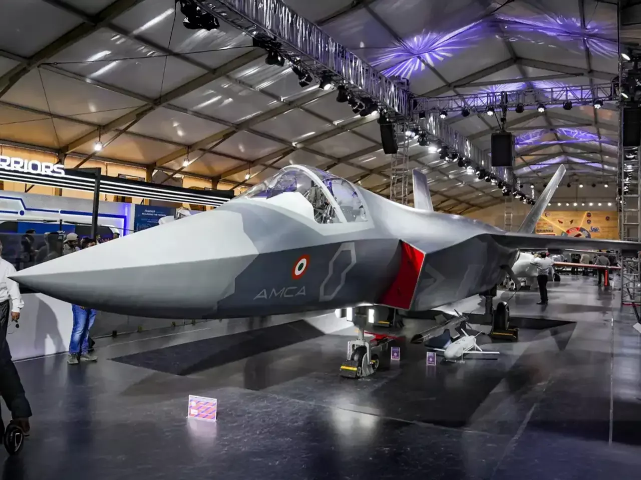 അഞ്ചാം തലമുറ യുദ്ധവിമാനം; എച്ച്എഎല്‍ പുറത്ത്,  നേട്ടം സ്വകാര്യ കമ്പനികള്‍ക്ക്