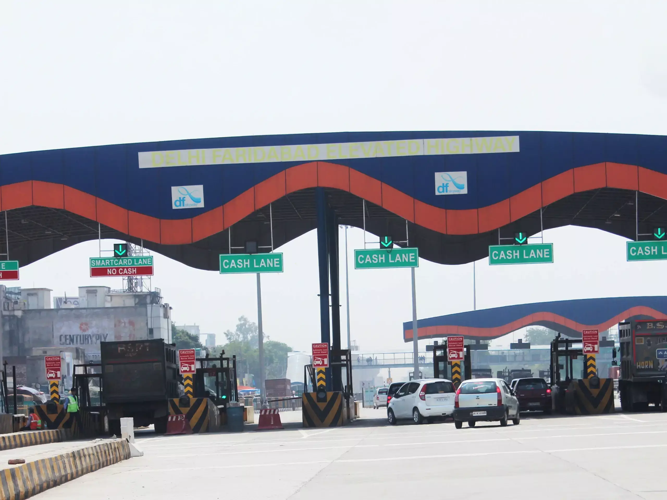 ഇനി ടോൾ പ്ലാസകളിൽ പണം സ്വീകരിക്കില്ല, ഒരു മിനിറ്റിൽ വാലറ്റ് റീചാർജ് ചെയ്യാം, ഓ‍‍ർത്തിരിക്കാൻ ചില കാര്യങ്ങൾ