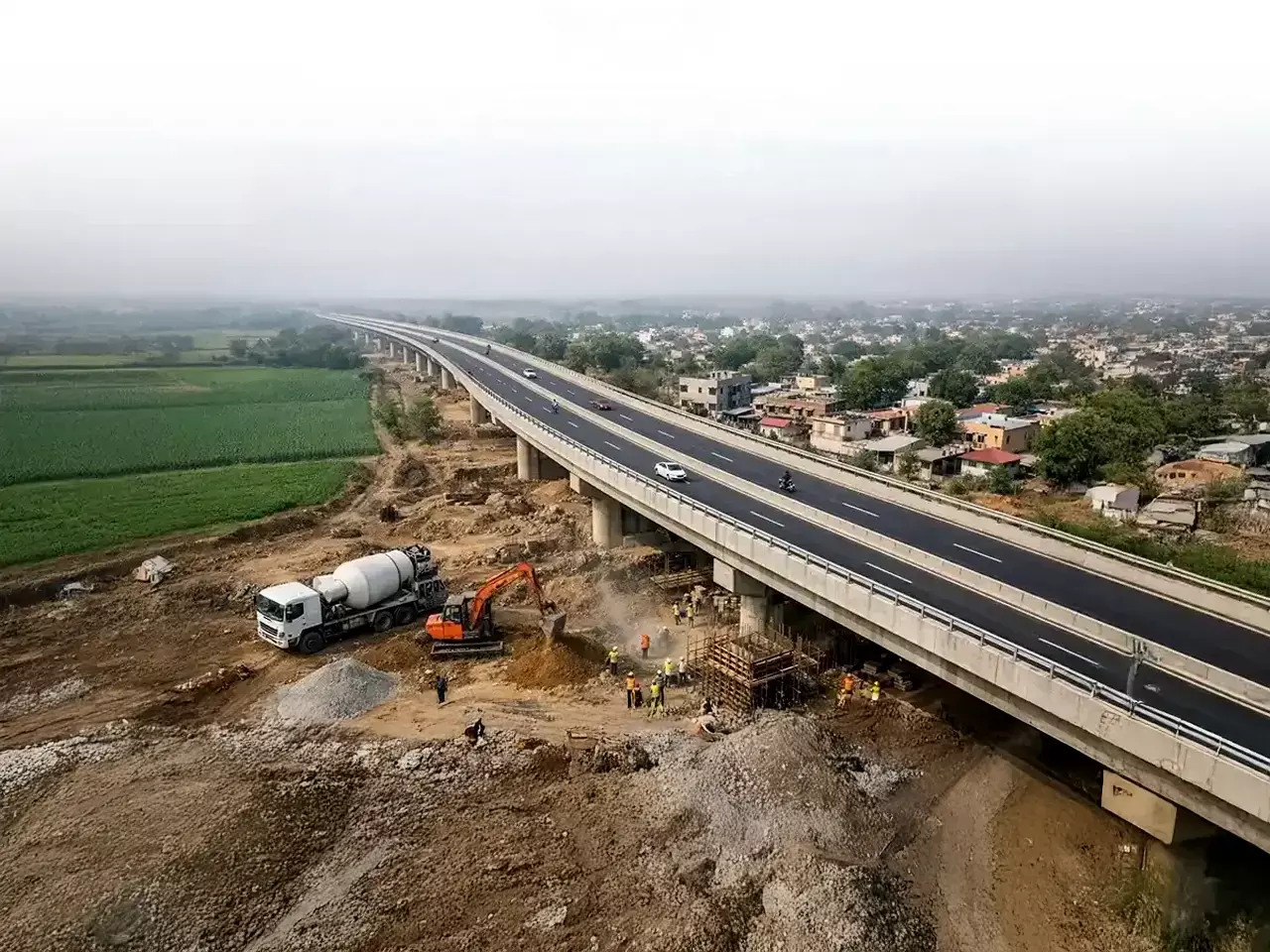ഡല്‍ഹിയില്‍ നിന്ന് കത്രയിലേക്ക് വെറും 6 മണിക്കൂര്‍!  വൈഷ്‌ണോ ദേവി തീര്‍ത്ഥാടകര്‍ക്കായി മാജിക് പാത
