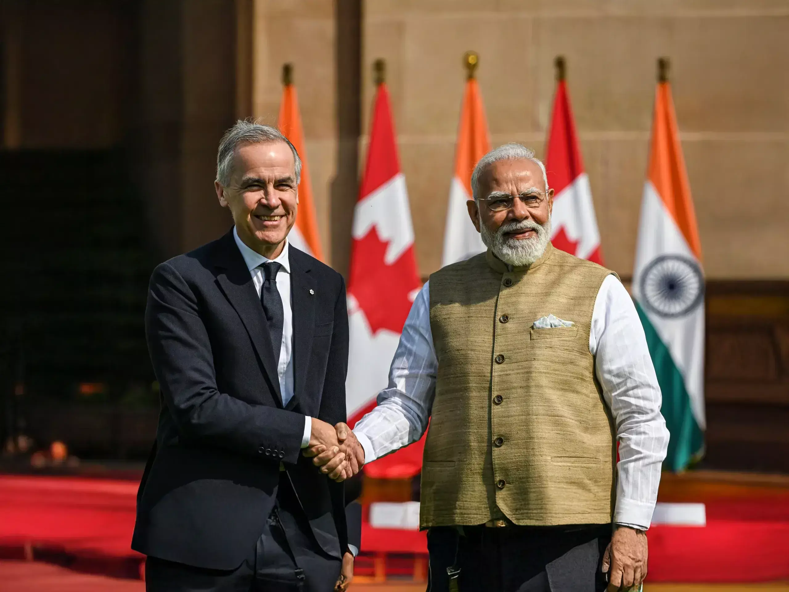 ഇന്ത്യ-കാനഡ ബന്ധത്തില് പുത്തന് ചരിത്രം: യുറേനിയം കരാറില് ഒപ്പുവച്ചു ഇന്ത്യ-കാനഡ ബന്ധത്തില് പുത്തന് ചരിത്രം: യുറേനിയം കരാറില് ഒപ്പുവച്ചു