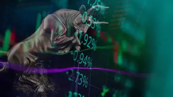 യുദ്ധകാലത്തും പറന്ന ഒരു മൾട്ടിബാ​ഗർ, മൂന്നു വർഷം കൊണ്ട് 7000 ശതമാനം റിട്ടേൺ, ഇപ്പോൾ ഓഹരിയിൽ സെൽ  റേറ്റിങ് ഉണ്ടോ?