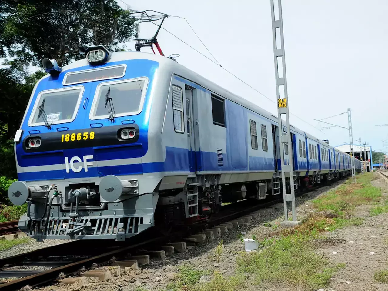palakkad pollachi memu, timetable as follows