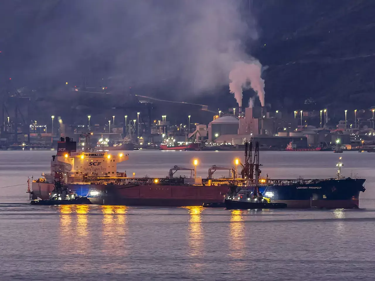 russian oil ships heading to china diverted, tankers heading to india in droves