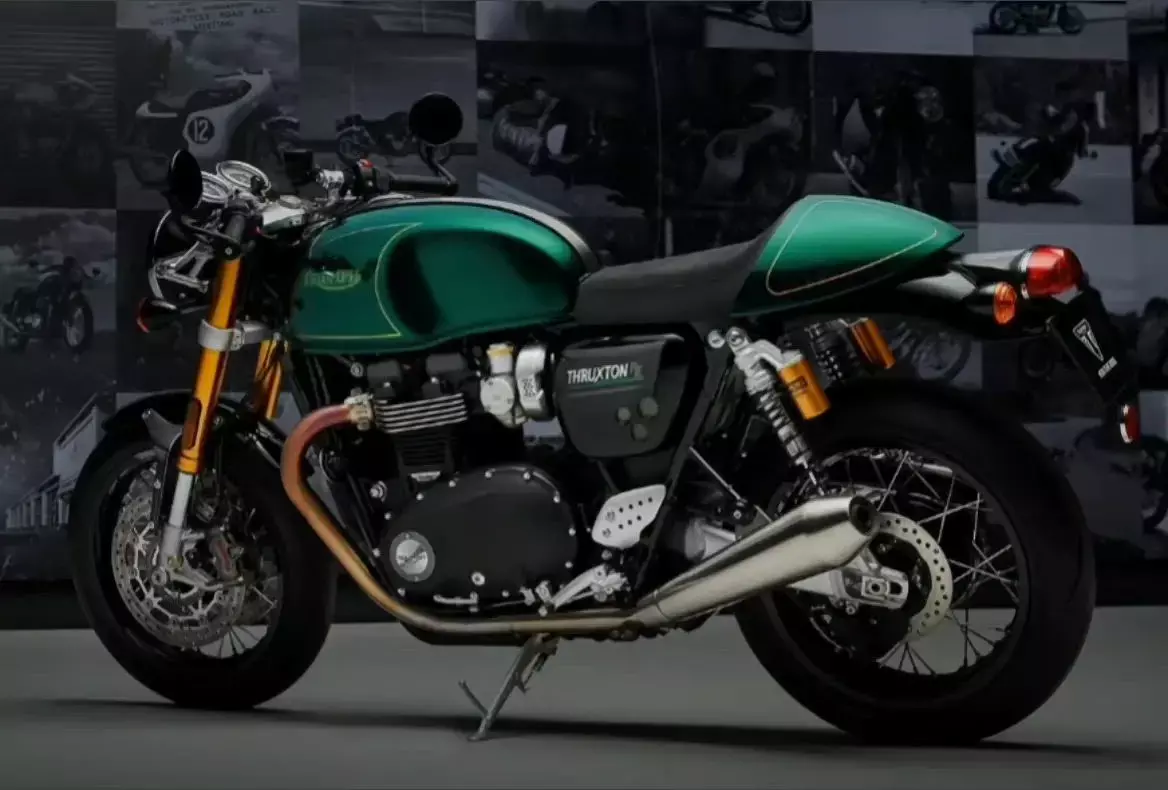 Triumph 350cc Bikes Set to Launch in India : ട്രയംഫ് 350 സിസി ബൈക്കുകള് ഏപ്രില് 6ന് ഇന്ത്യയില് ലോഞ്ച് Triumph 350cc Bikes Set to Launch in India : ട്രയംഫ് 350 സിസി ബൈക്കുകള് ഏപ്രില് 6ന് ഇന്ത്യയില് ലോഞ്ച്