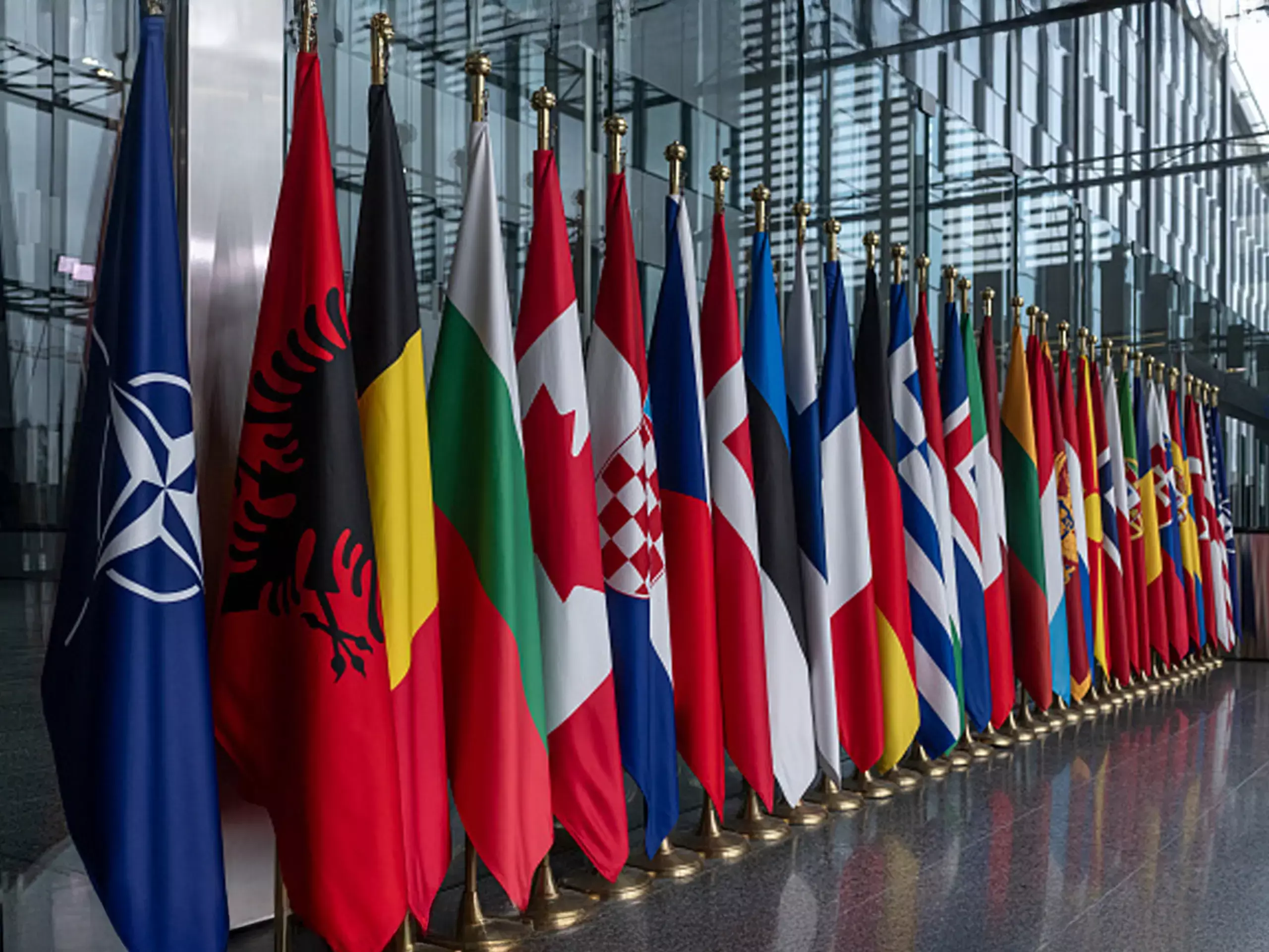 ട്രംപിനെ തള്ളി നാറ്റോ സഖ്യം; ഹോര്മുസ് ഉപരോധത്തില് അമേരിക്ക ഒറ്റപ്പെടുന്നു ട്രംപിനെ തള്ളി നാറ്റോ സഖ്യം; ഹോര്മുസ് ഉപരോധത്തില് അമേരിക്ക ഒറ്റപ്പെടുന്നു