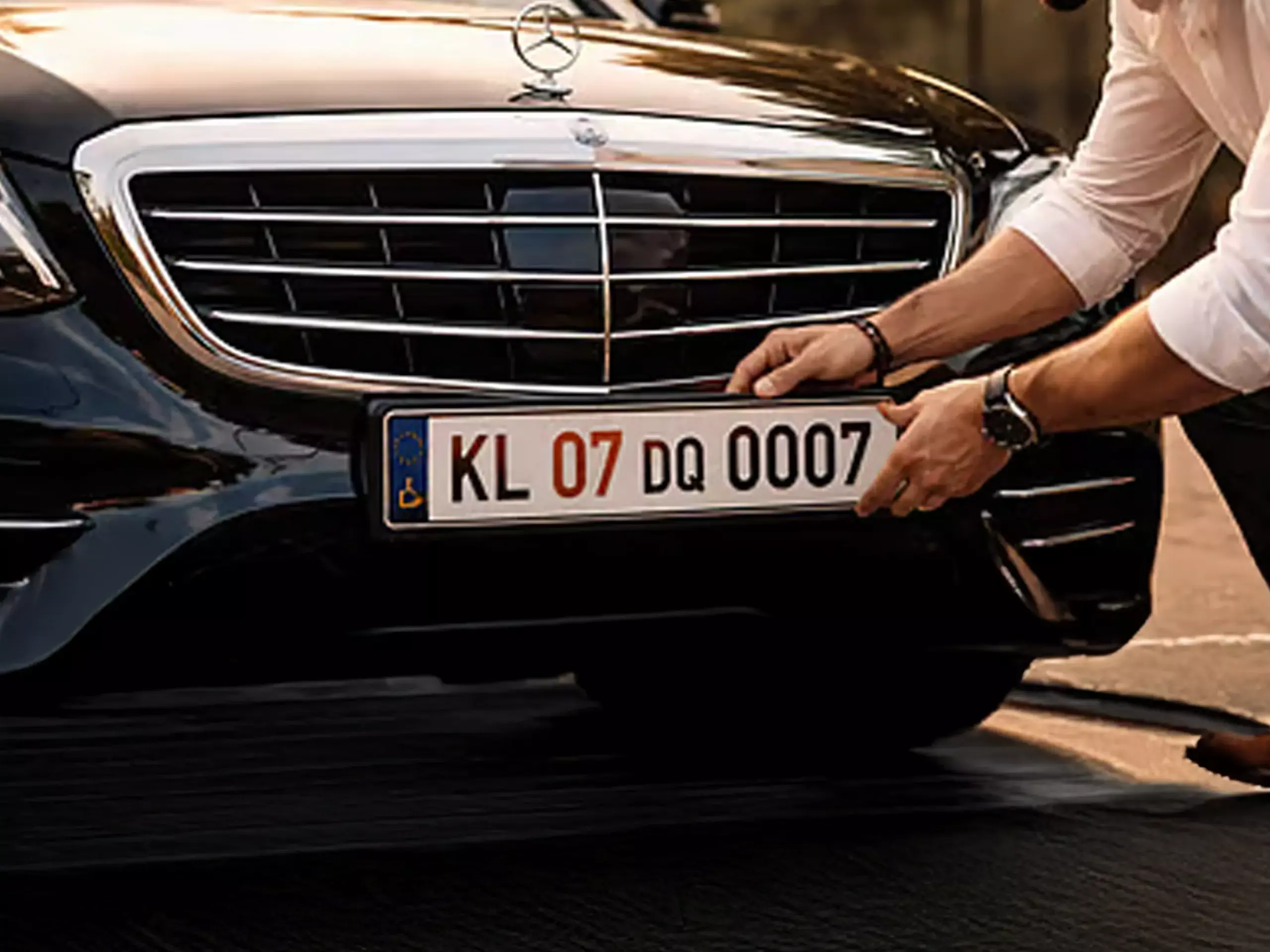 ഫാന്‍സി നമ്പറില്‍ ഇനി ഷോ വേണ്ട; ലേലം വിളിച്ച് പിന്മാറിയാലും തുക അടക്കണം: ഹൈക്കോടതി