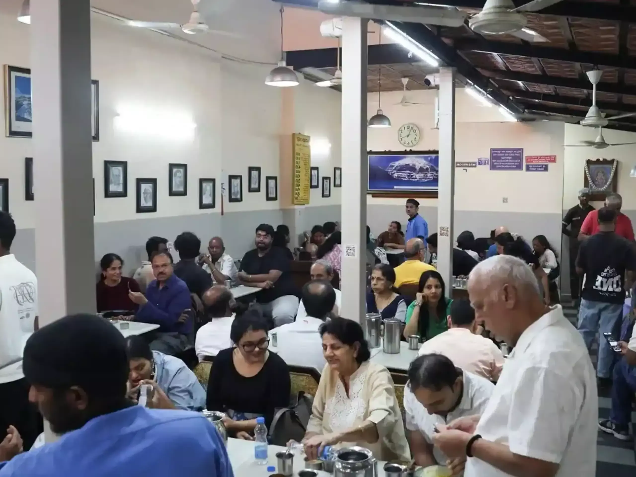 റെസ്റ്റോറൻ്റുകൾ തോന്നുന്നതു പോലെ ഭക്ഷണം നൽകരുത്; നിയമങ്ങൾ കർശനമാക്കി കർണാടക