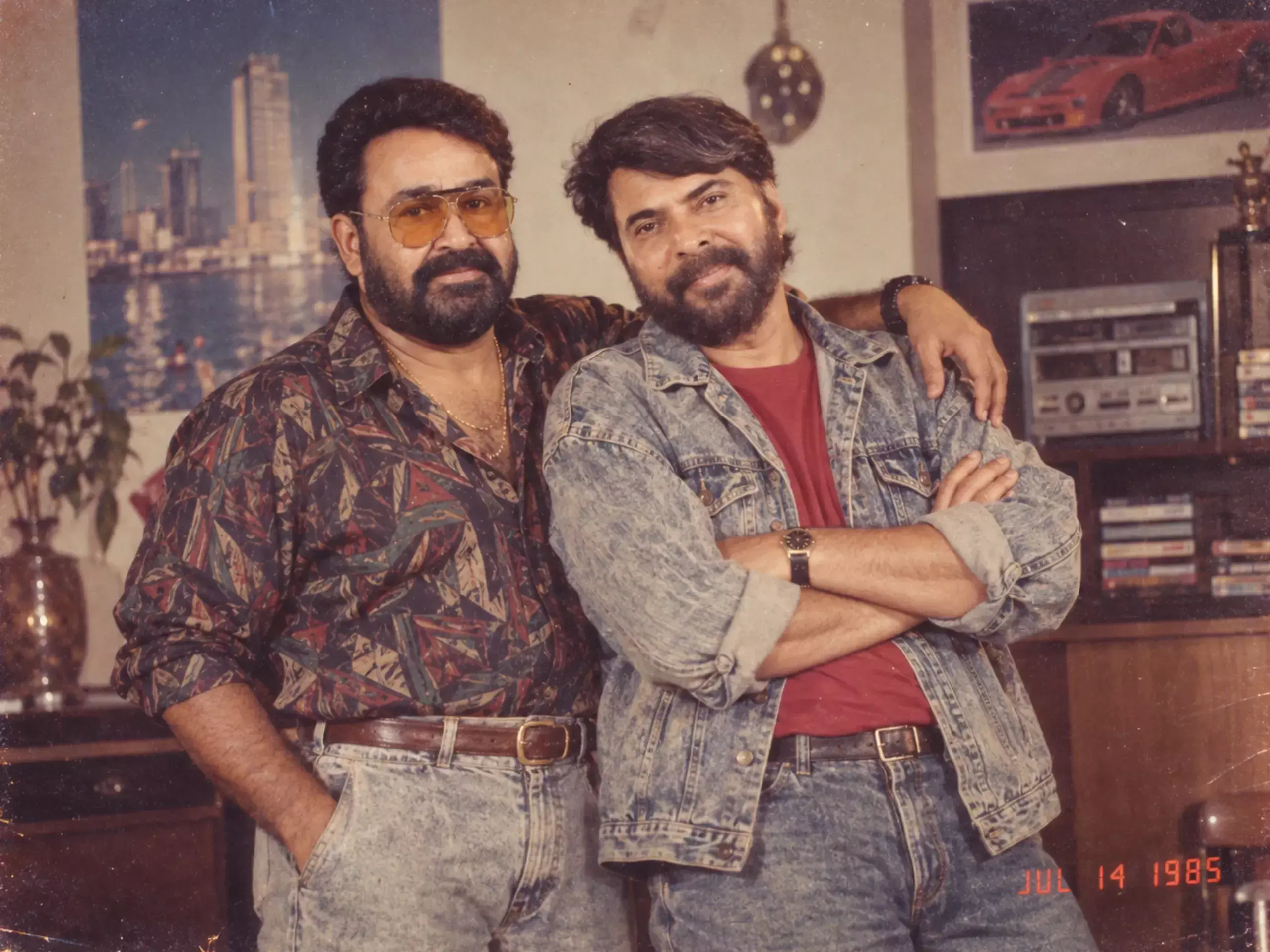 80കളിലേക്ക് തിരിച്ചുപോയി സോഷ്യൽ മീഡിയ; വൈറലായി എഐ റെട്രോ ഫോട്ടോ ട്രെൻഡ് , പണിയും പിന്നാലെ!