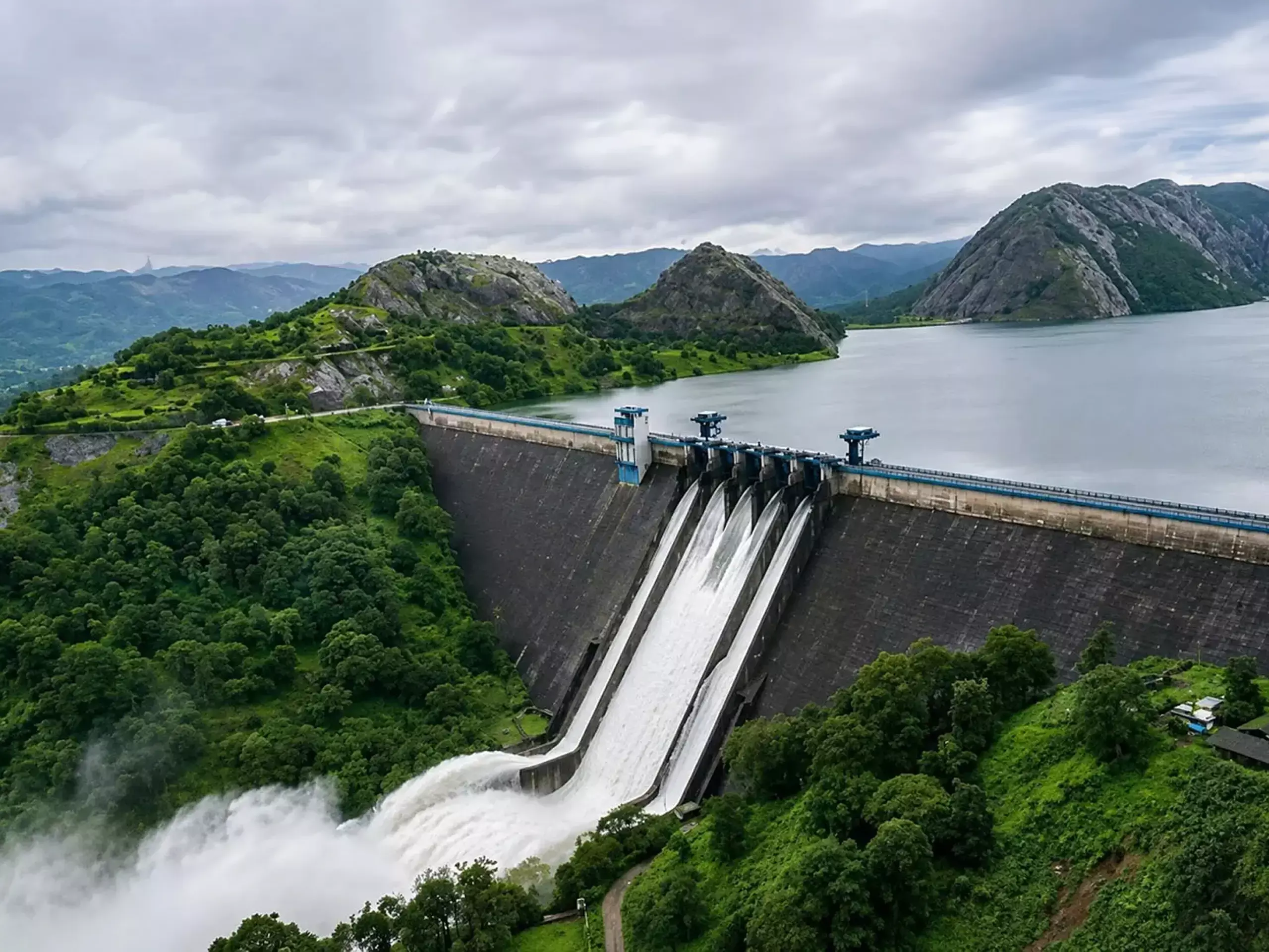 മുല്ലപ്പെരിയാര് ഡാം: വീണ്ടും സുരക്ഷാ പരിശോധന ആവശ്യപ്പെട്ട് കേരളം മുല്ലപ്പെരിയാര് ഡാം: വീണ്ടും സുരക്ഷാ പരിശോധന ആവശ്യപ്പെട്ട് കേരളം