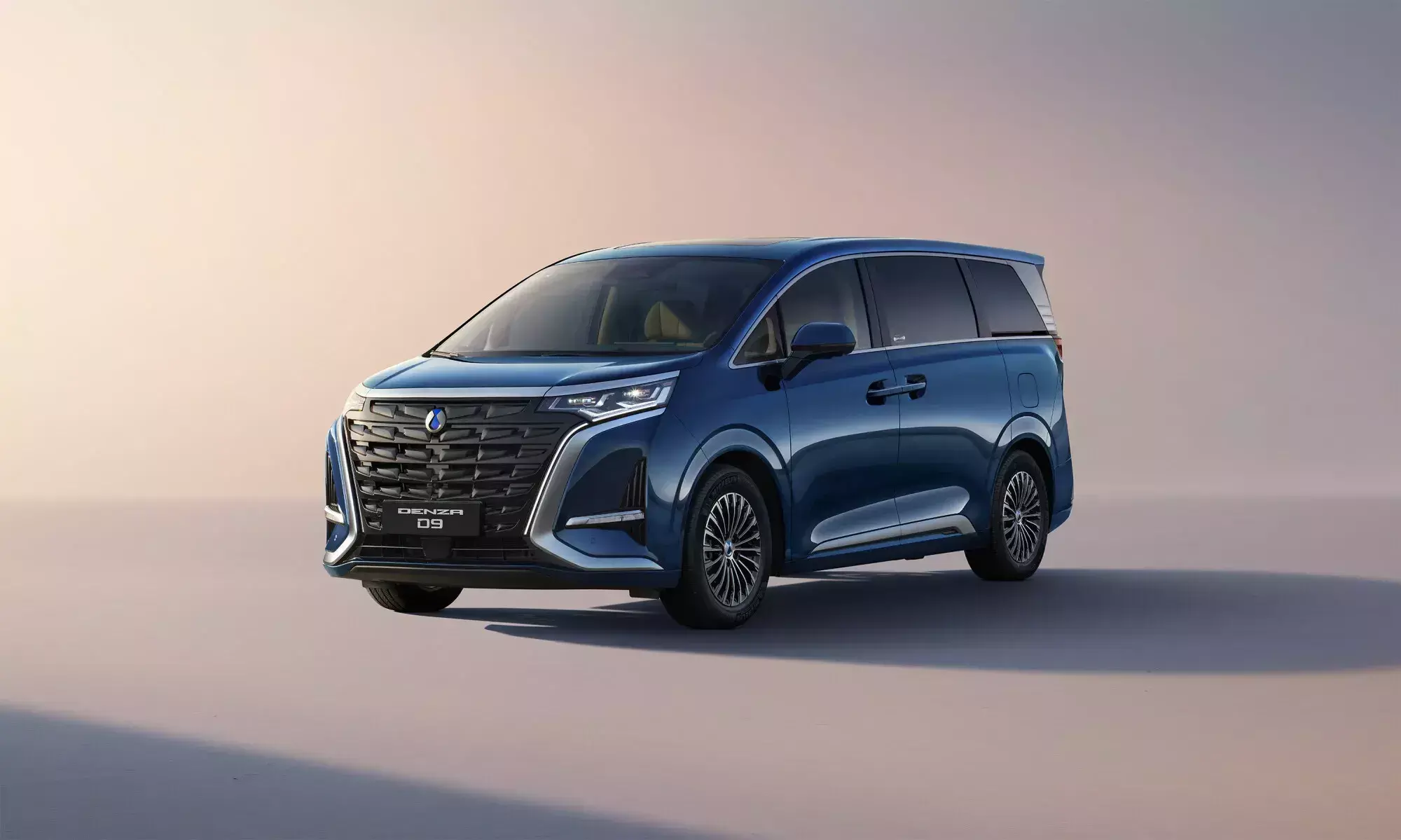 BYD’s Premium Brand Denza to Launch in India: ഡെൻസ ഡി9 എംപിവി നവംബർ 13ന് ഇന്ത്യയിൽ; വില 90 ലക്ഷം രൂപ വരെ പ്രതീക്ഷിക്കാം