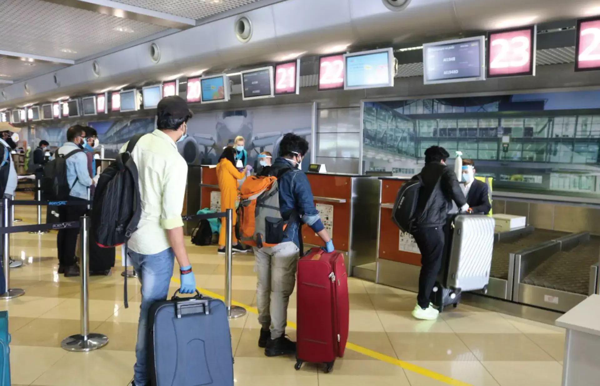 എന്‍ആര്‍ഇ അക്കൗണ്ടിലെ സ്ഥിര നിക്ഷേപത്തിന് എത്ര പലിശ കിട്ടും ?