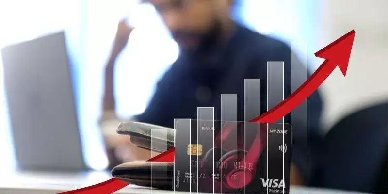 ക്രെഡിറ്റ് കാര്‍ഡ് ചെലവ് 48 ശതമാനം ഉയര്‍ന്നു, കൈക്കാശ് കുറഞ്ഞതോ? ചെലവ് കൂടിയതോ?