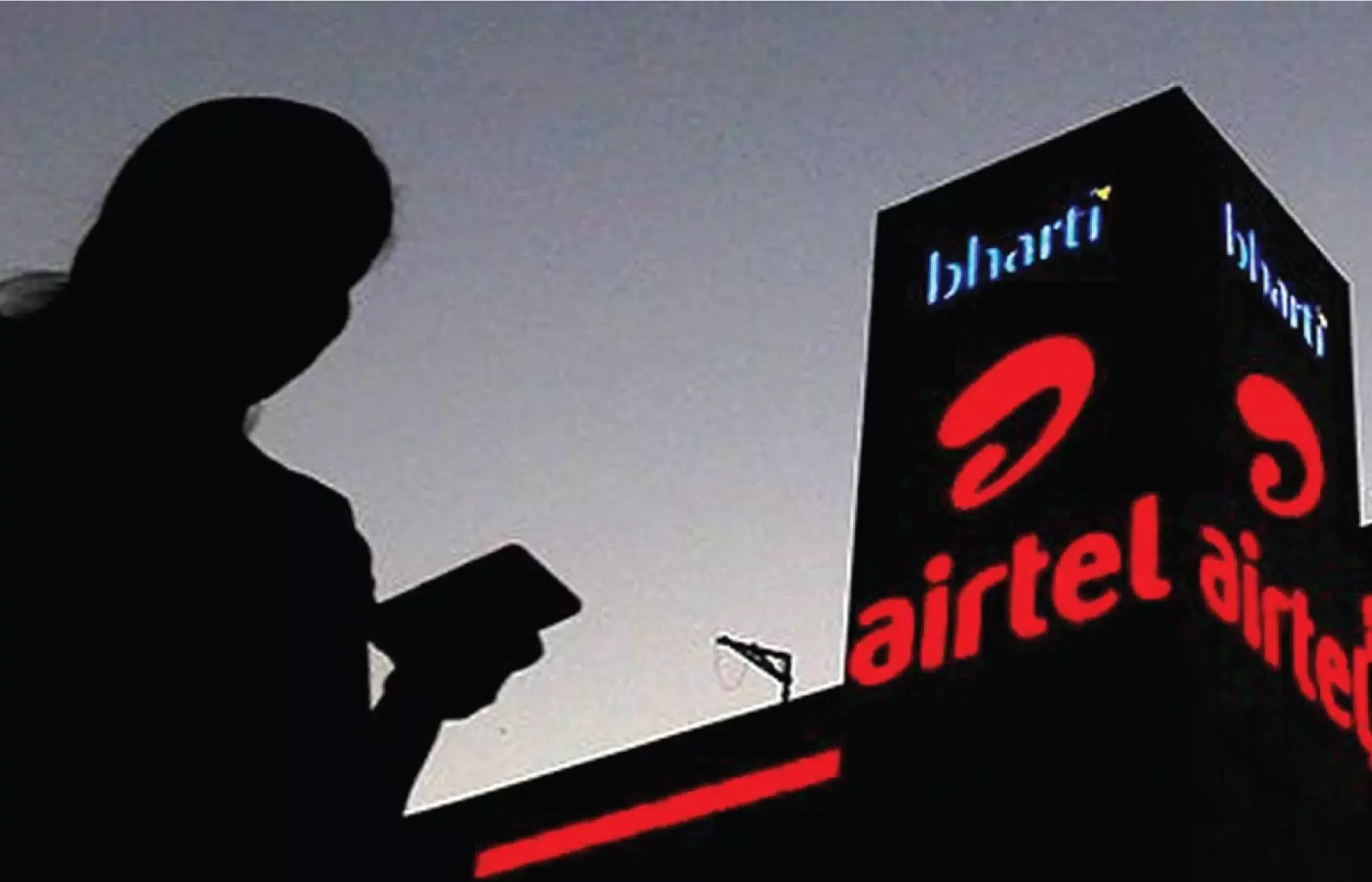 എയര്‍ടെല്‍ 8,815 കോടി രൂപയുടെ ബാധ്യതകള്‍ അടച്ചുതീര്‍ത്തു