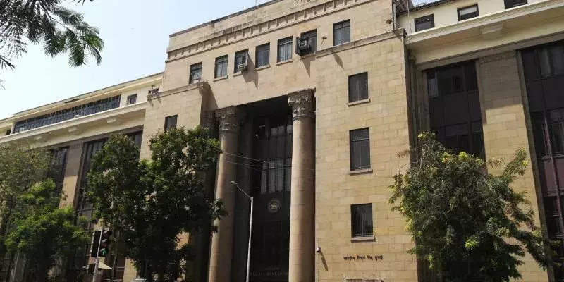  വളര്‍ച്ചയ്ക്ക് മുന്‍ഗണന നല്‍കണമെന്ന് ആർബിഐയോട് സാമ്പത്തിക വിദഗ്ദർ