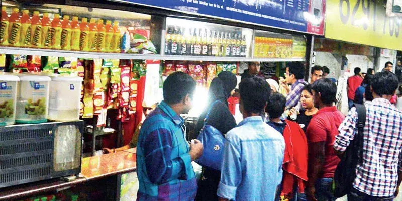 വരുമാനം വർദ്ധിപ്പിക്കാൻ ഫുഡ് പ്ലാസകൾ നടത്താനൊരുങ്ങി റെയിൽവെ