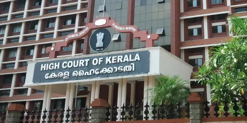 ചികിത്സാ രീതിക്കനുസരിച്ച് ക്ലെയിം തുക നിഷേധിക്കാനാവില്ല, കോടതി