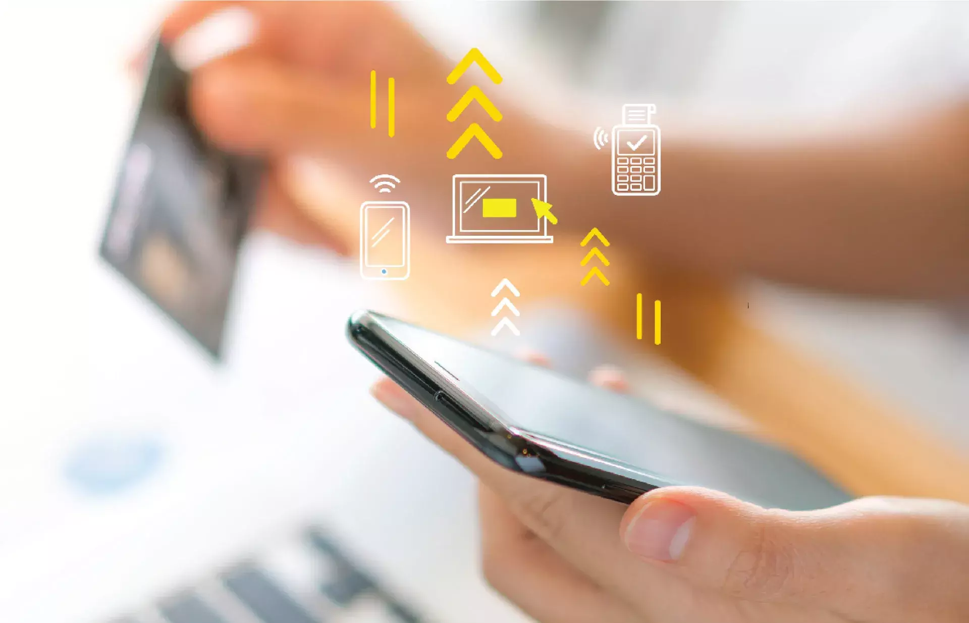 പണം കൈമാറാൻ  ഇലക്ട്രോണിക് ഫണ്ട് ട്രാന്‍സ്ഫര്‍