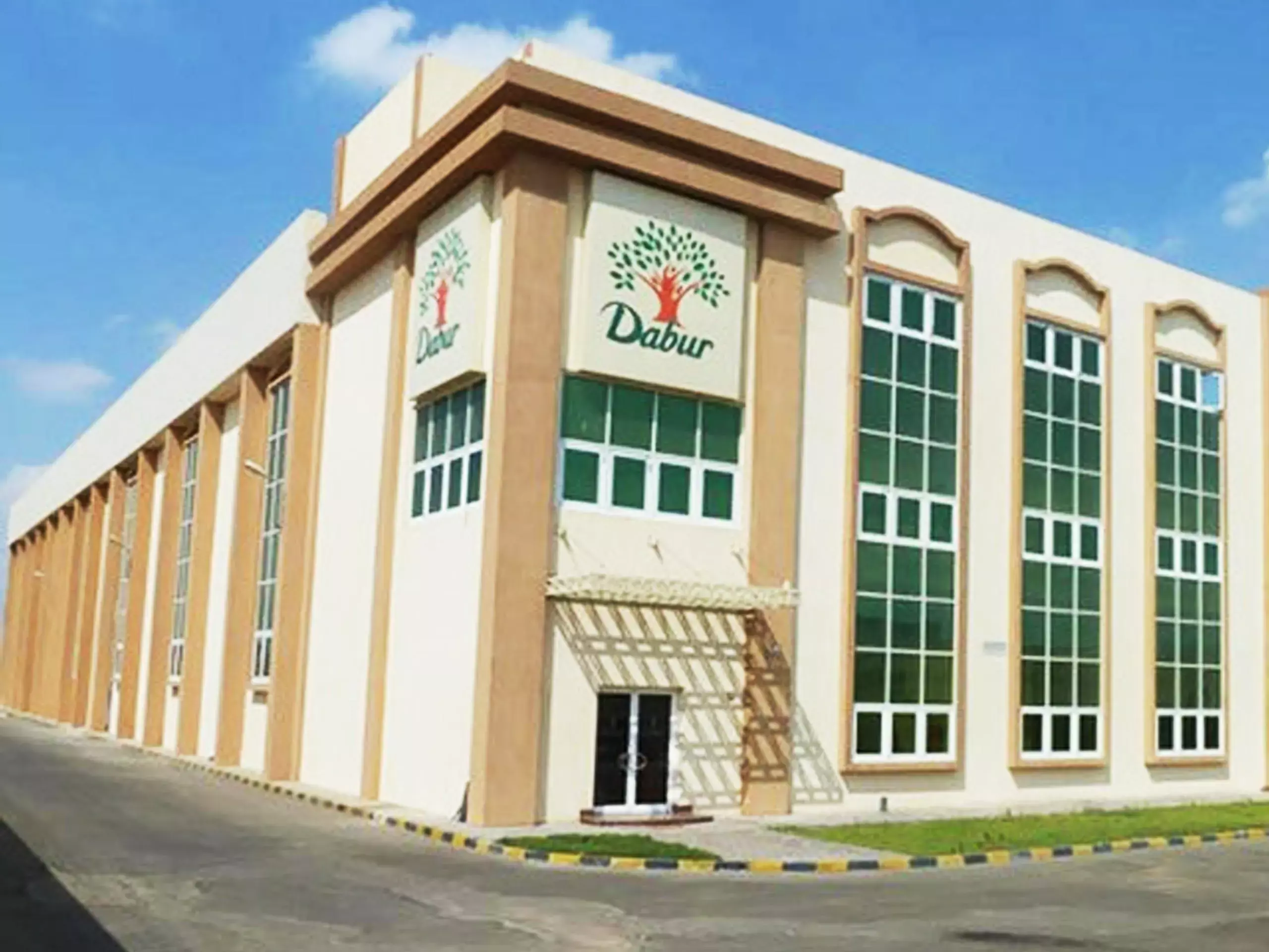 ഡാബര്‍ ഇന്ത്യ രണ്ടാം പാദ ലാഭം 2.8% ഇടിഞ്ഞു; വരുമാനം 6% വര്‍ധിച്ചു