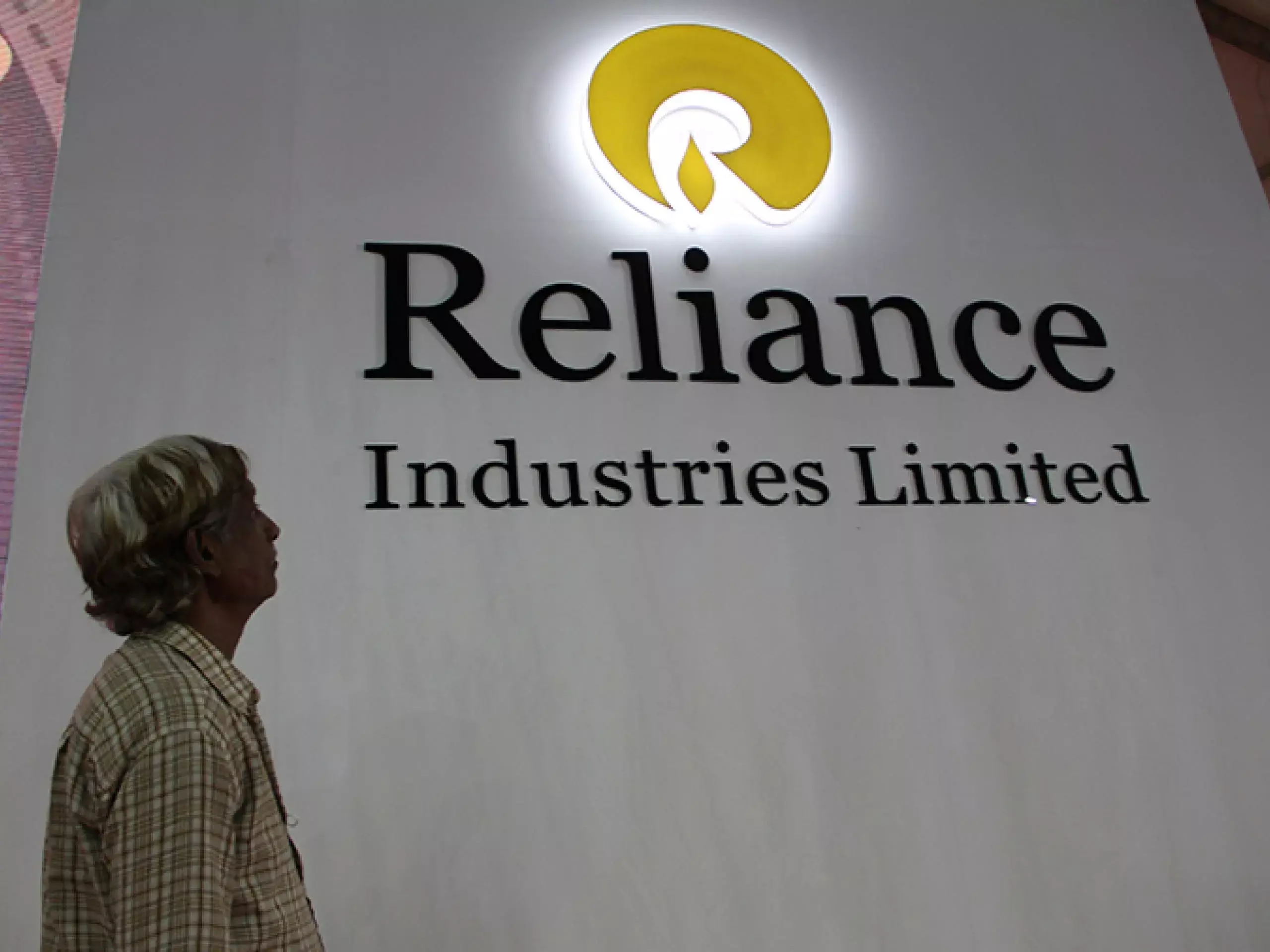 ഇപിസി ബിസിനസിനെ പുതിയ വിഭാഗമാക്കി റിലയൻസ്