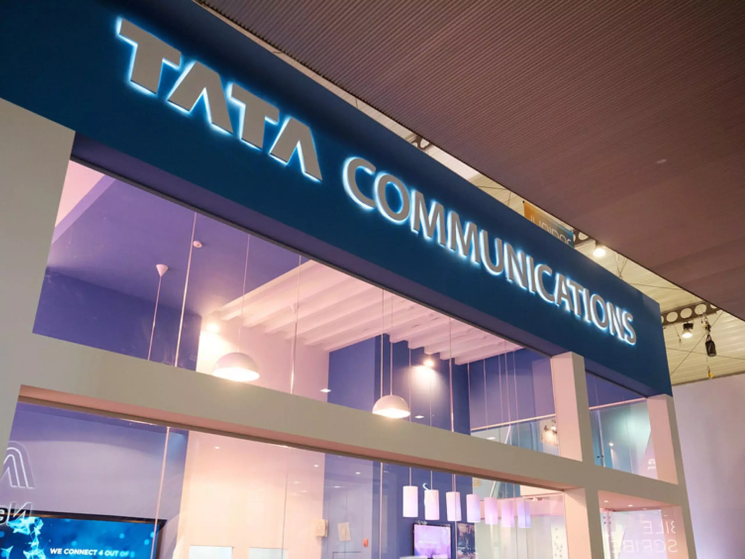 ടാറ്റ കമ്മ്യൂണിക്കേഷന്‍സിന്റെ അറ്റാദായം 25 ശതമാനം ഉയര്‍ന്നു