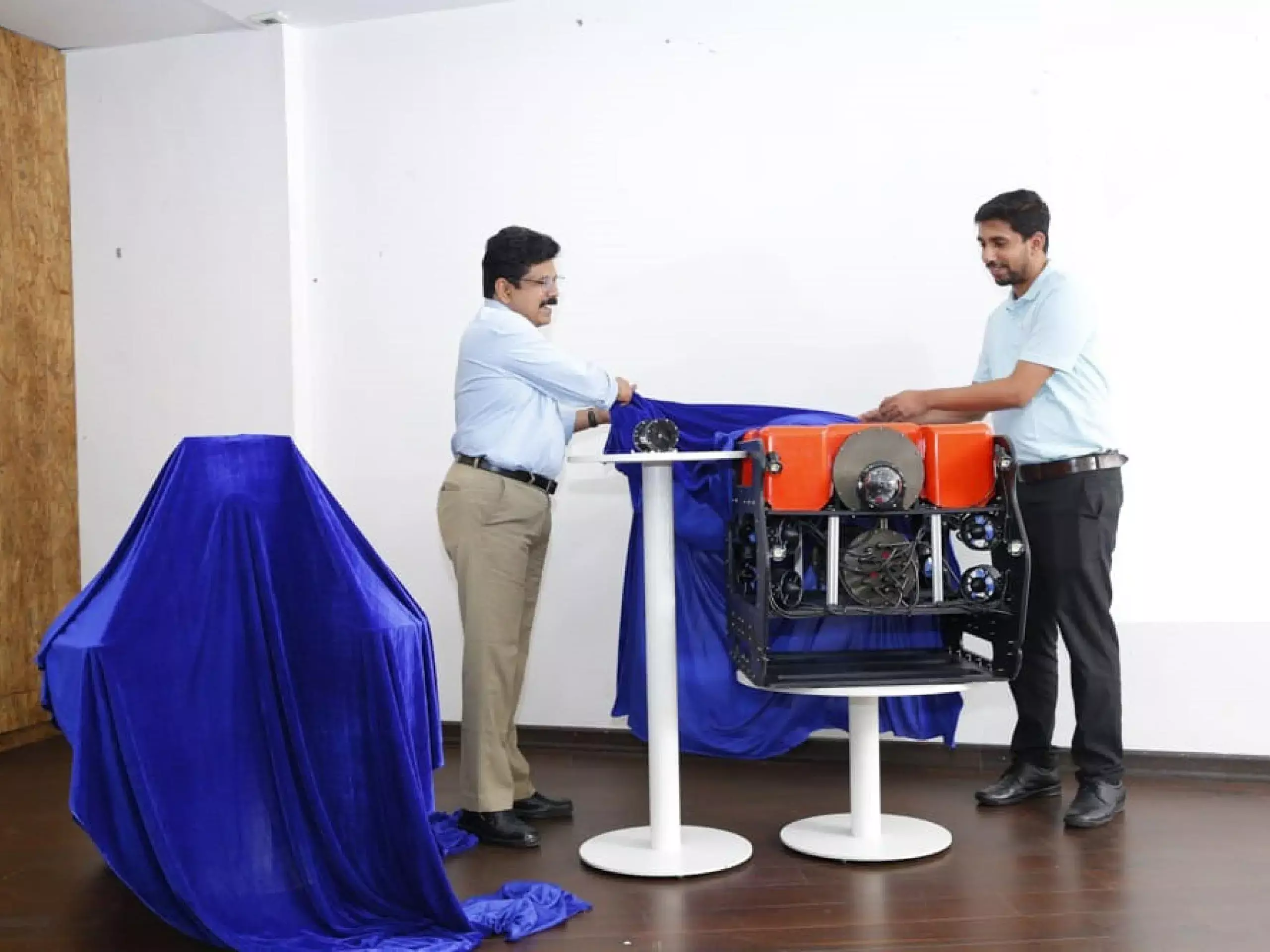 മൂന്നു കോടി രൂപ നിക്ഷേപവും രണ്ട് പുതിയ ഉത്പന്നങ്ങളും പ്രഖ്യാപിച്ച് ഐറോവ്