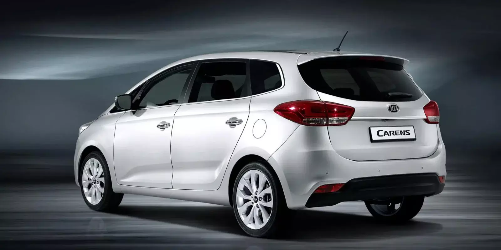 എയര്‍ബാഗ് നിയന്ത്രണ സംവിധാനത്തില്‍ തകരാര്‍, കിയാ 44,174 കാരന്‍സിനെ തിരിച്ച് വിളിക്കുന്നു