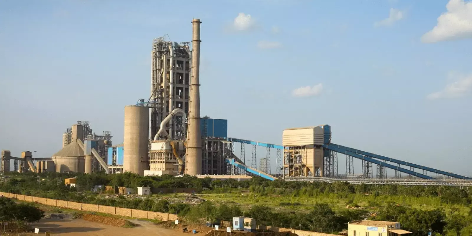 400 കോടി രൂപ വായ്പ സമാഹരിച്ച് ജെഎസ്ഡബ്ലു സിമന്റ്‌സ്