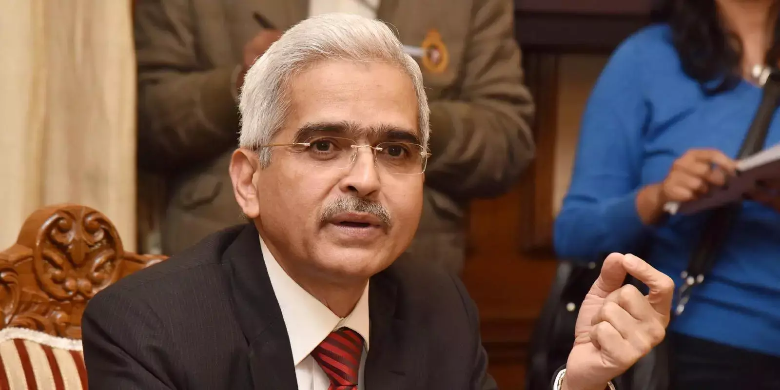 ഇതൊരു താൽക്കാലിക വിരാമം മാത്രം; ഫുൾ സ്റ്റോപ്പ് അല്ല: ആർ ബി ഐ ഗവർണർ