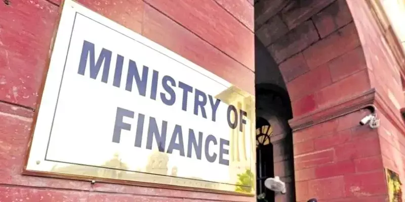 സുസ്ഥിരമായ വളർച്ച ഉറപ്പാക്കാൻ  മാക്രോ ഇക്കണോമിക് ജാഗ്രത ആവശ്യമെന്ന് ധനമന്ത്രാലയം