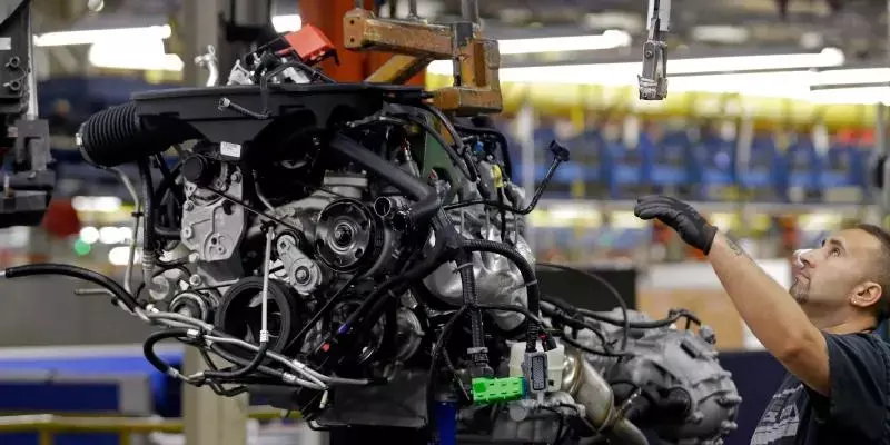 എല്ലാ വിഭാഗങ്ങളിലും ആദ്യ രണ്ടിലൊന്നാകാൻ ഇന്ത്യൻ വാഹന ലോകം