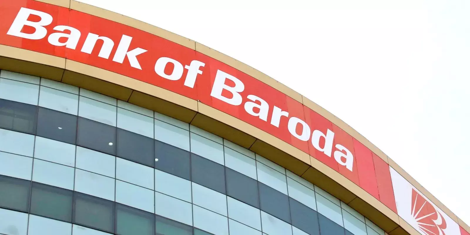 കടപ്പത്രങ്ങള്‍ വഴി ബാങ്ക് ഓഫ് ബറോഡ 2,474 കോടി രൂപ സമാഹരിച്ചു