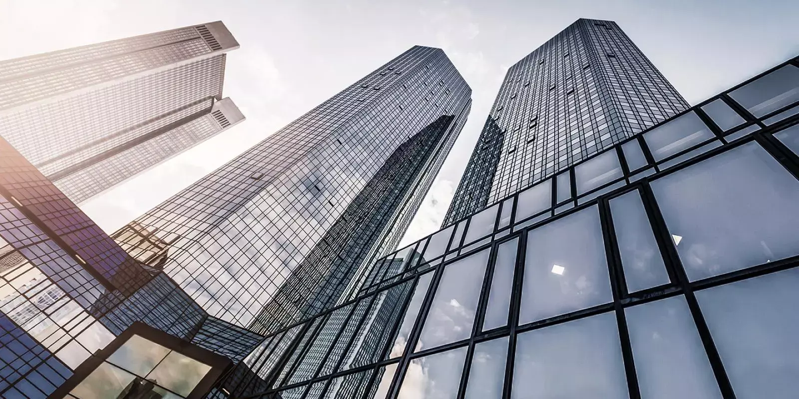 ജൂൺ പാദത്തിൽ ഇന്ത്യന്‍ കമ്പനികള്‍ക്ക് 39 ശതമാനം വരുമാന മുന്നേറ്റം