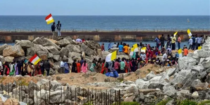 അദാനി തുറമുഖം: ക്രമസമാധാനം ഉറപ്പാക്കാൻ ഹൈക്കോടതി നിർദേശം