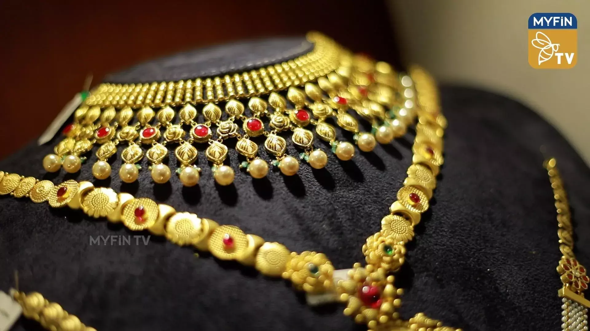 സ്വര്‍ണത്തിന് ഇ-വേ ബില്‍ നിര്‍ബന്ധമാക്കുന്നത് പരിഗണിക്കാനൊരുങ്ങി ജിഎസ്ടി കൗണ്‍സില്‍