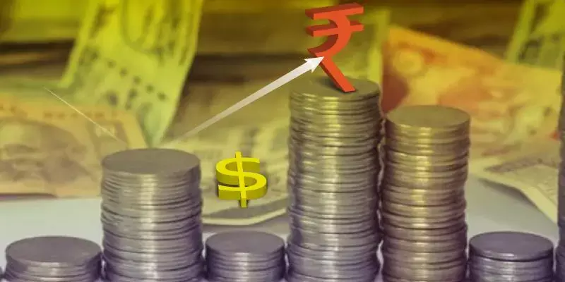 ചവിട്ടിക്കയറുമോ രൂപ? മൂല്യം 26 പൈസ ഉയര്‍ന്ന് 79.65ല്‍