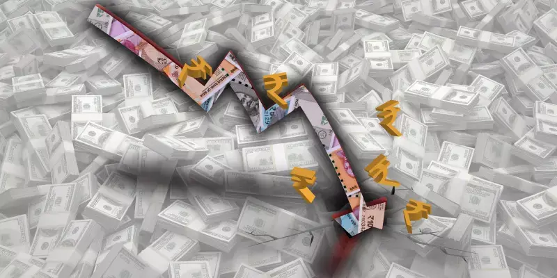 ഡോളര്‍ പ്രഹരത്തില്‍ രൂപയ്ക്ക് തളര്‍ച്ച: മൂല്യം 80 കടന്നേക്കും