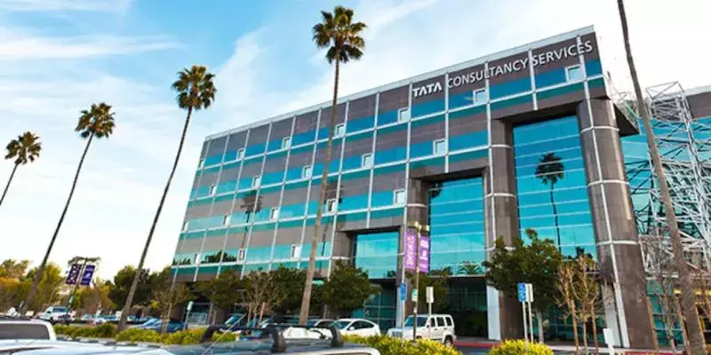 ടിസിഎസ് ഒന്നാംപാദ അറ്റാദായം 5.2 ശതമാനം ഉയര്‍ന്ന് 9,478 കോടി രൂപ