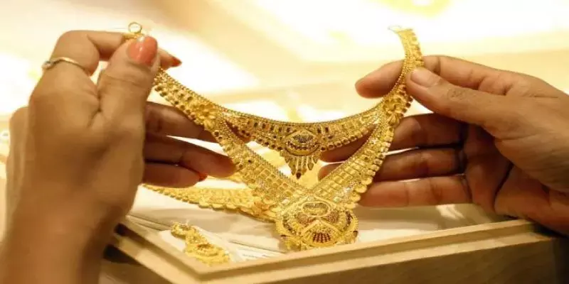 രണ്ട് ദിവസത്തിനിടെ സ്വര്‍ണവില ഇടിഞ്ഞത് പവന് 1,000 രൂപ