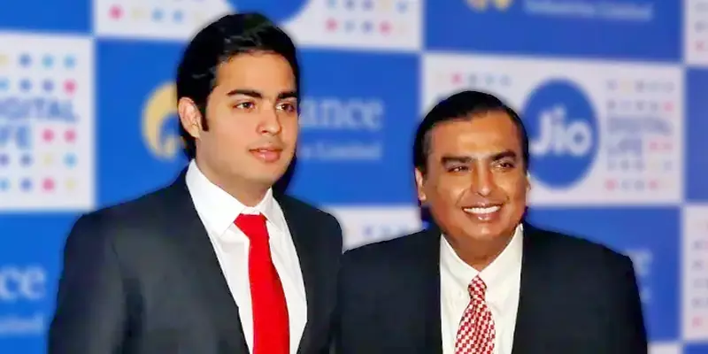 റിലയന്‍സ് ജിയോ ചെയര്‍മാന്‍ സ്ഥാനം മകനു നല്‍കി മുകേഷ് അംബാനി