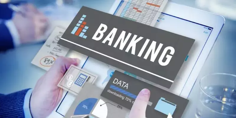 മാസവാസാനത്തക്ക് കാത്തിരിക്കേണ്ട: ബാങ്ക് ഇടപാടുകള്‍ അവധിയില്‍ കുരുങ്ങിയേക്കാം