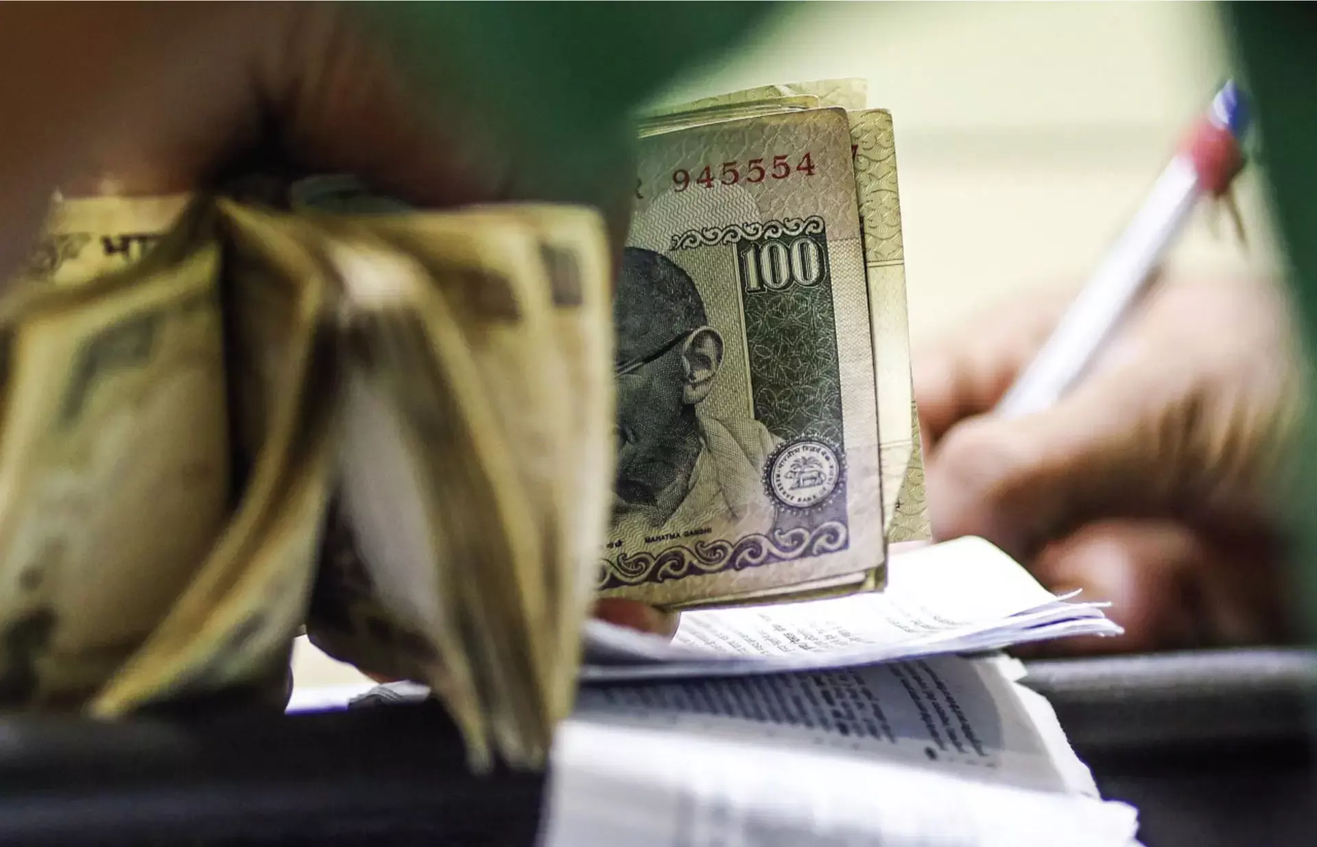 നാലാംപാദത്തിൽ മികച്ച നേട്ടം ബാങ്കിങ് മേഖലയ്ക്ക്