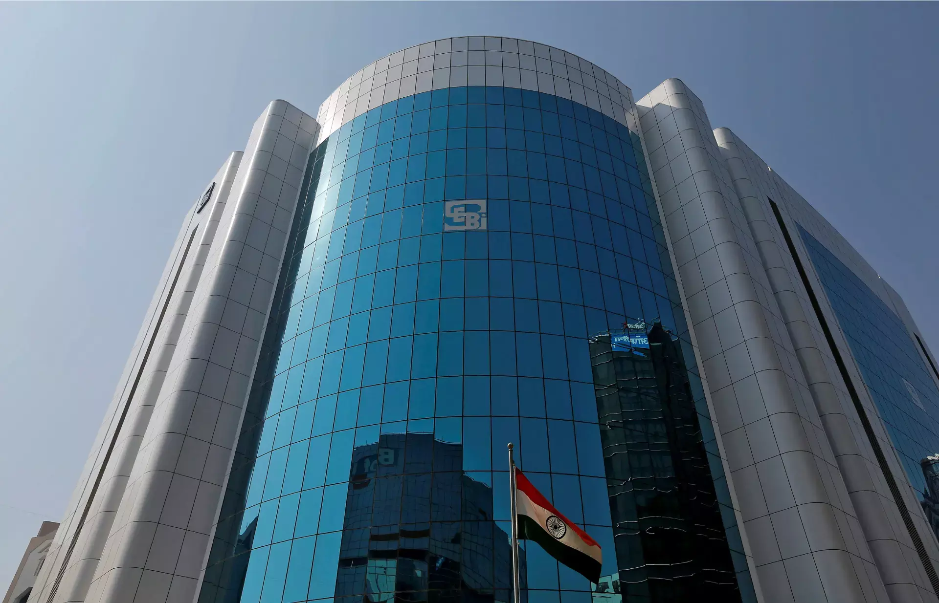 വ്യാജ ഇടപാടുകൾ നടത്തിയ 22 സ്ഥാപനങ്ങൾക്ക് 1.1 കോടി രൂപ പിഴ