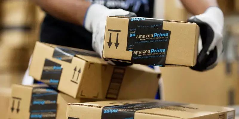 റഷ്യയിലേക്ക് ഉത്പന്നങ്ങള്‍ അയയ്ക്കില്ല, സ്ട്രീമിങ്ങും നിര്‍ത്തി, ആമസോണ്‍
