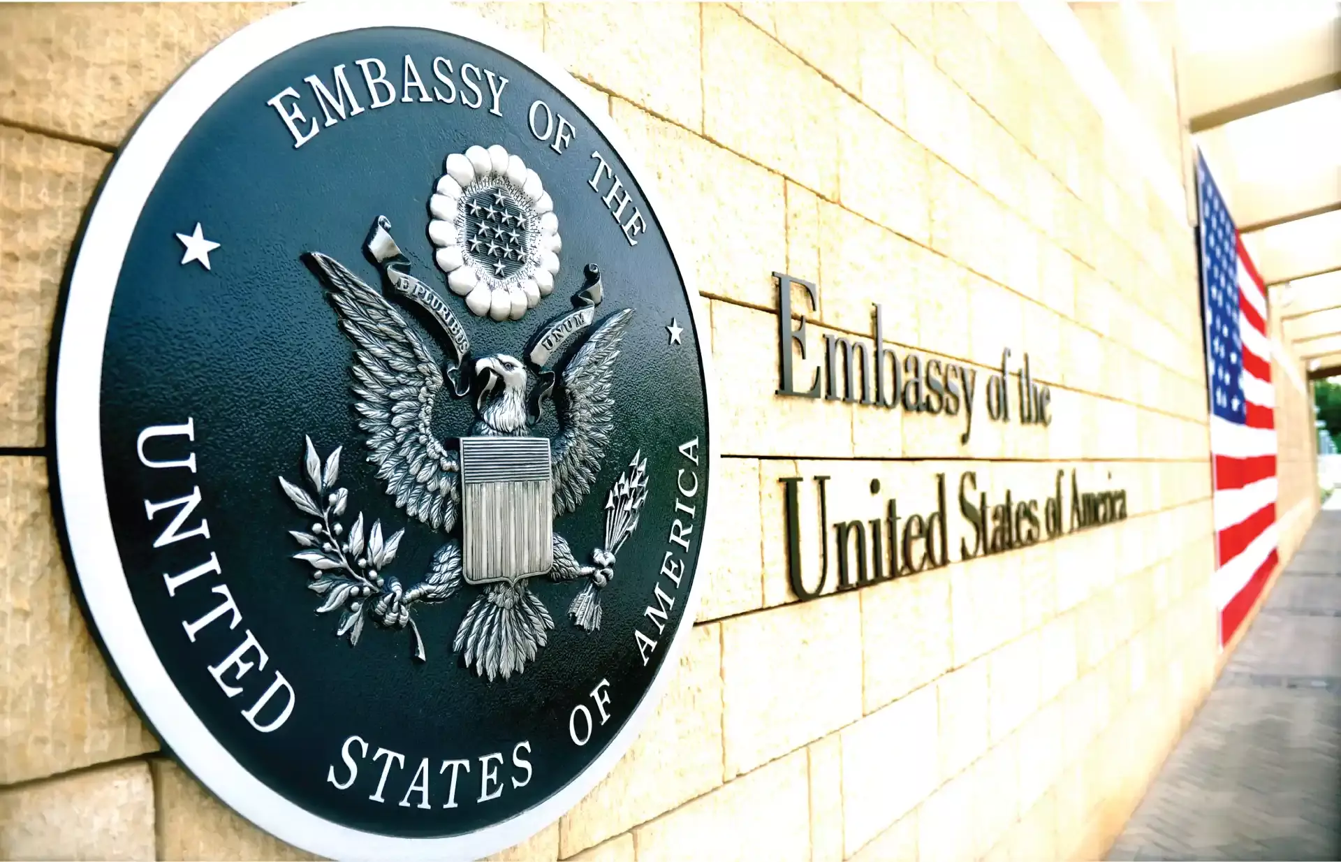 യുഎസ് യാത്രക്കൊരുങ്ങുകയാണോ? എംബസി സേവനങ്ങൾ ഇവയാണ്