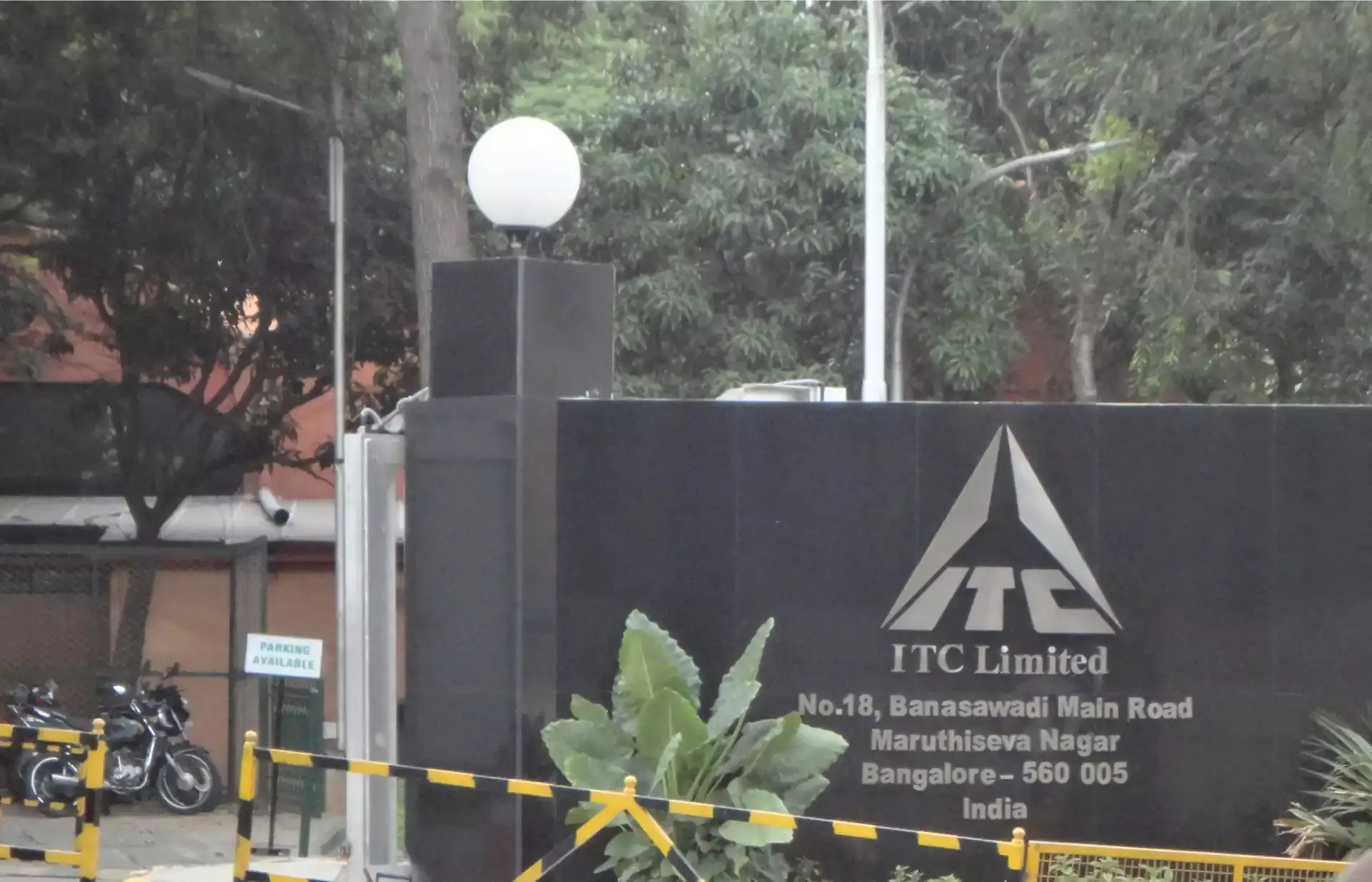 ഐ ടി സി Q3 അറ്റാദായം 15% വര്‍ധിച്ച് 4,119 കോടി രൂപ