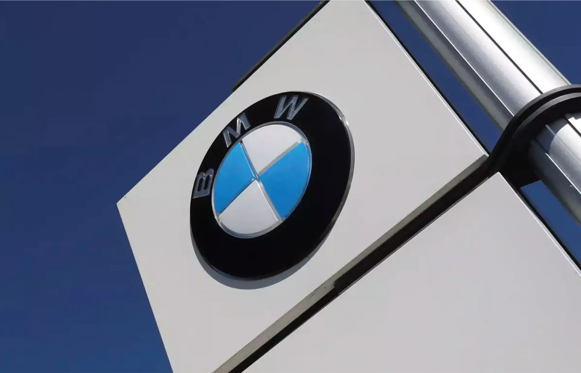 ബി എം ഡബ്ല്യു: ആഡംബരത്തിന്റെ മുഖമുദ്ര