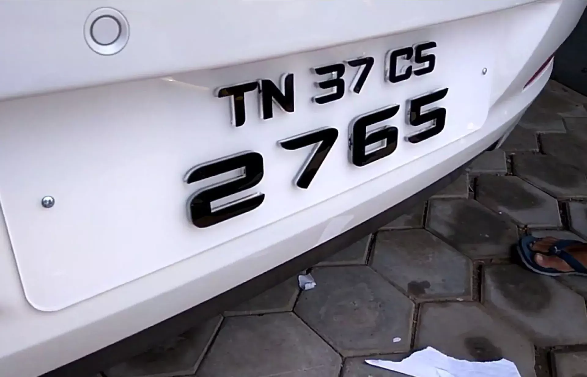 ലോകത്തെ ഏറ്റവും വിലപിടിപ്പുള്ള നമ്പര്‍ പ്ലേറ്റിനെക്കുറിച്ചറിയാമോ?