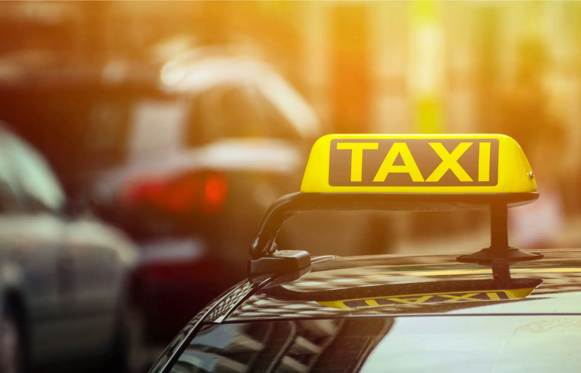 ഓണ്‍ലൈന്‍ ടാക്‌സി ബുക്കിംഗ് ആപ്പുകൾ ഇവയാണ്