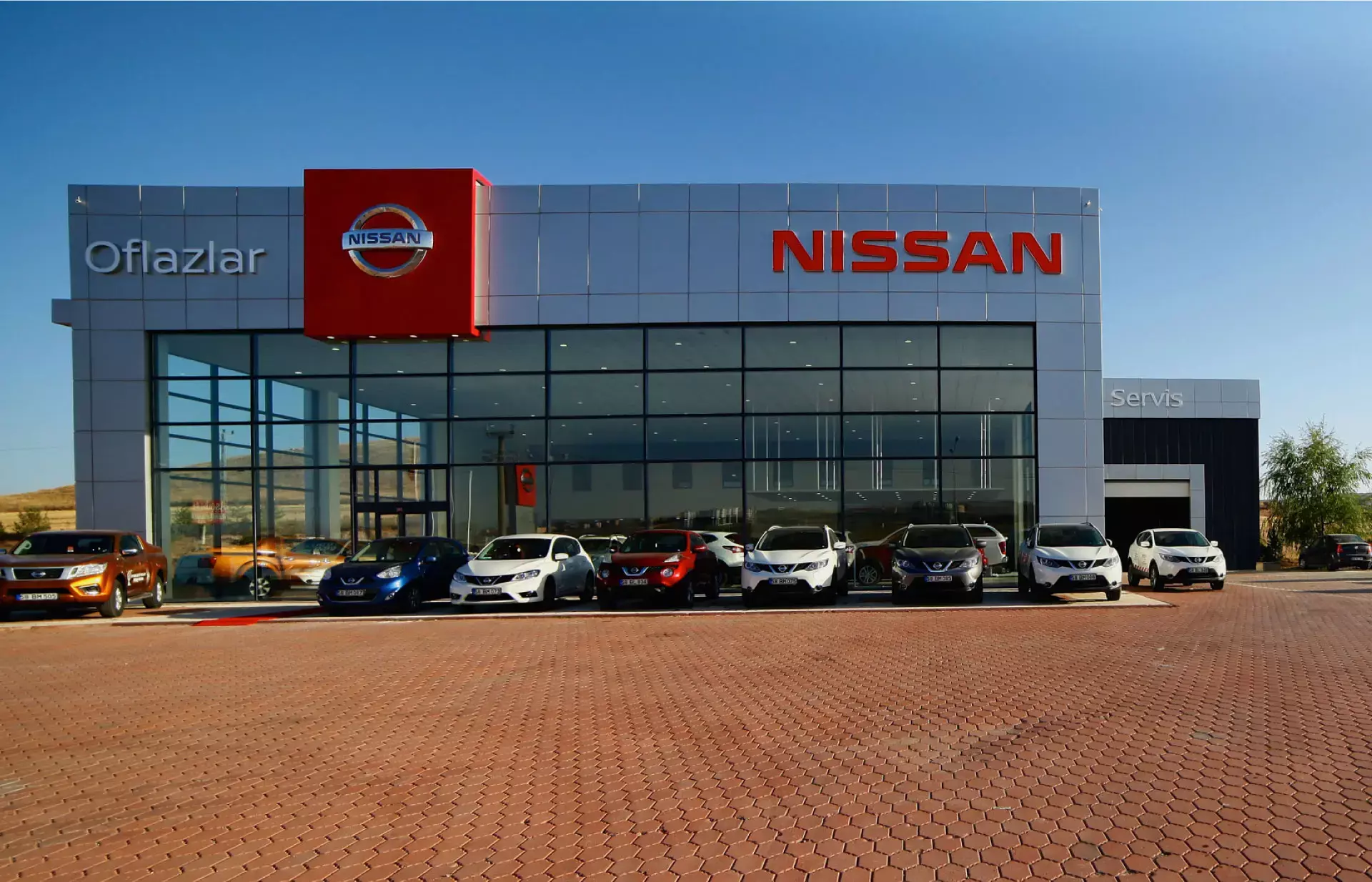 നിസാന്‍, ജപ്പാൻറെ കൈയ്യൊപ്പ്